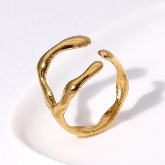 Geometric open ring